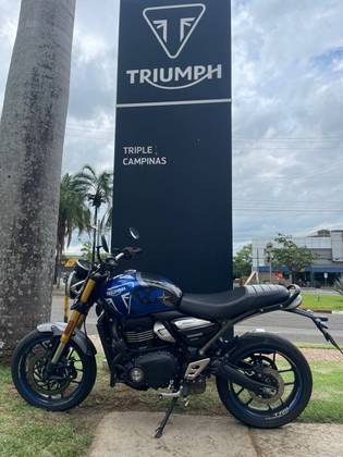 TRIUMPH SPEED 400 